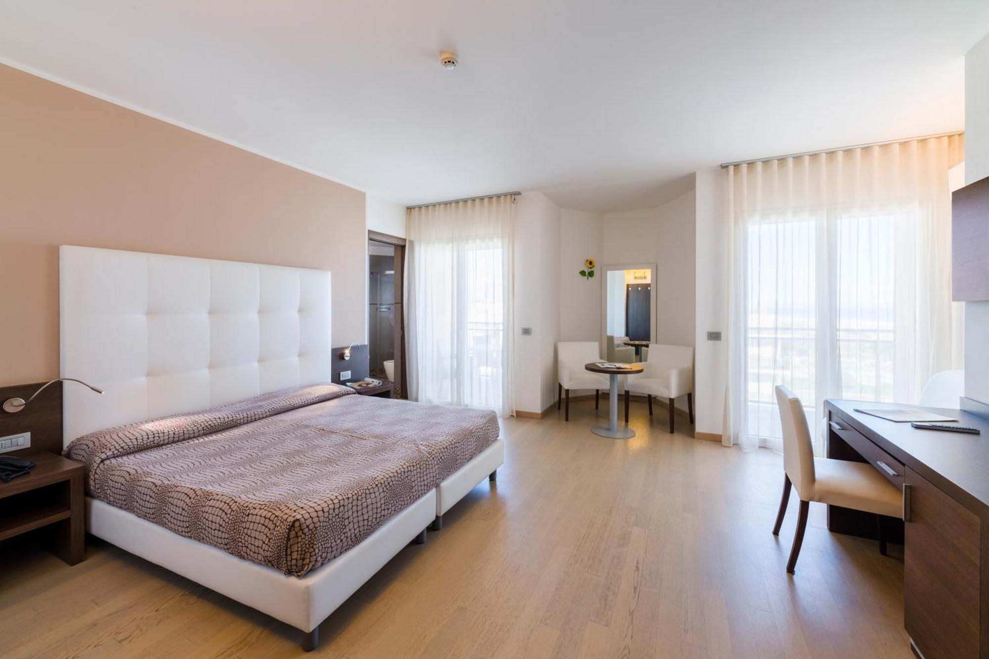 Hotel Italy